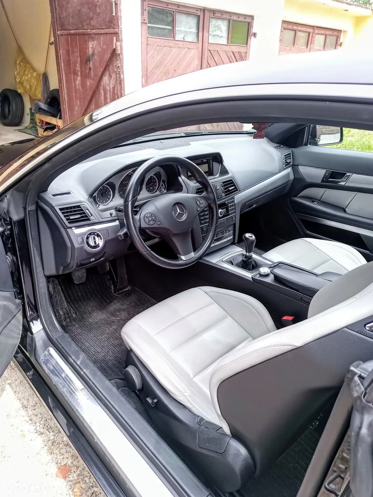 Mercedes-Benz Klasa E 200 CGI BlueEFFICIENCY Elegance - 2