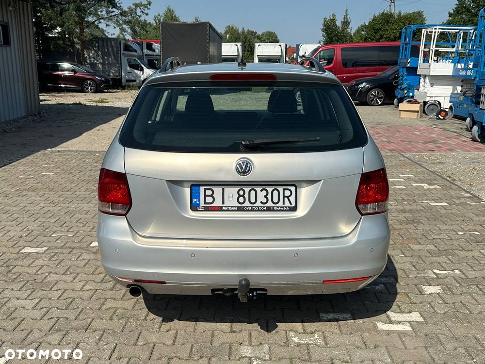 Volkswagen Golf 1.6 TDI Trendline - 6