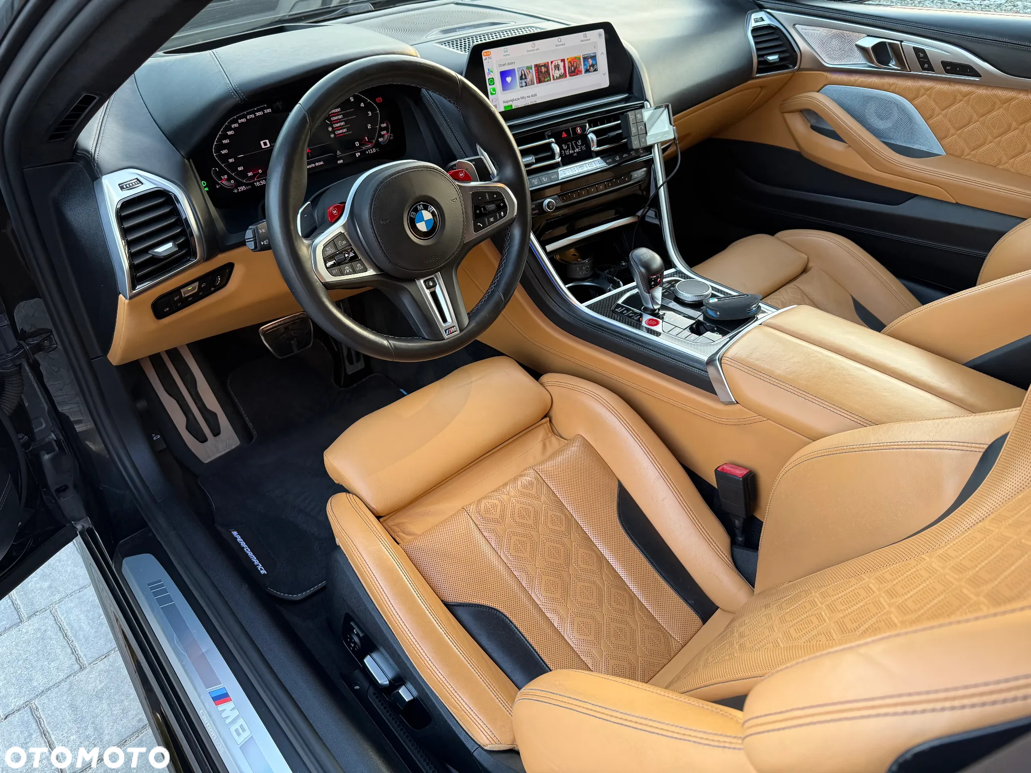 BMW M8 Competition - 17