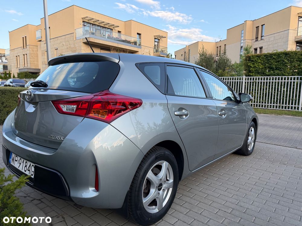 Toyota Auris 1.33 VVT-i Active - 11