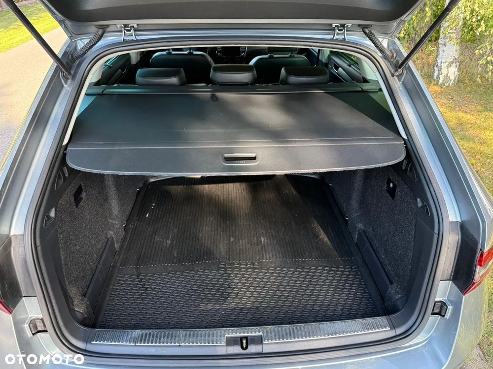Skoda Superb 2.0 TDI 4x4 Active DSG - 19