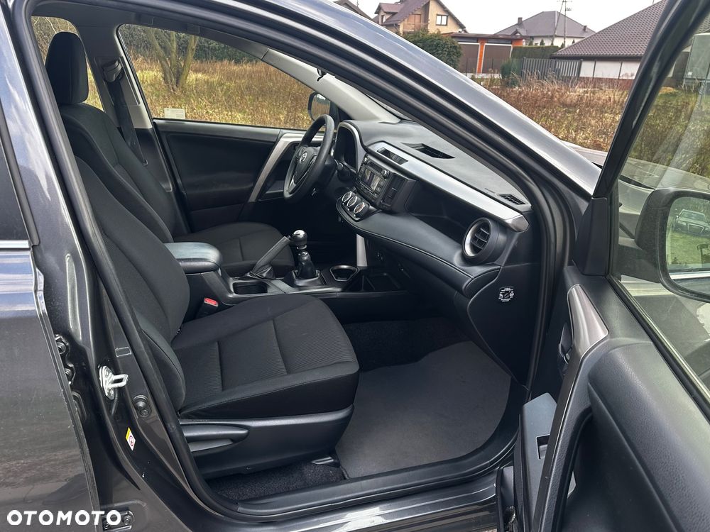 Toyota RAV4 2.0 D-4D Active 4x2 - 13