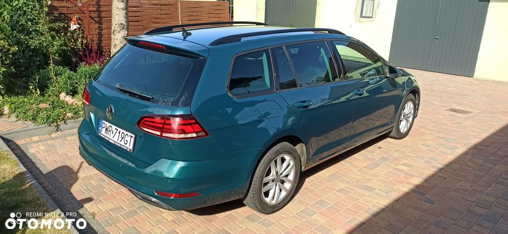 Volkswagen Golf - 10