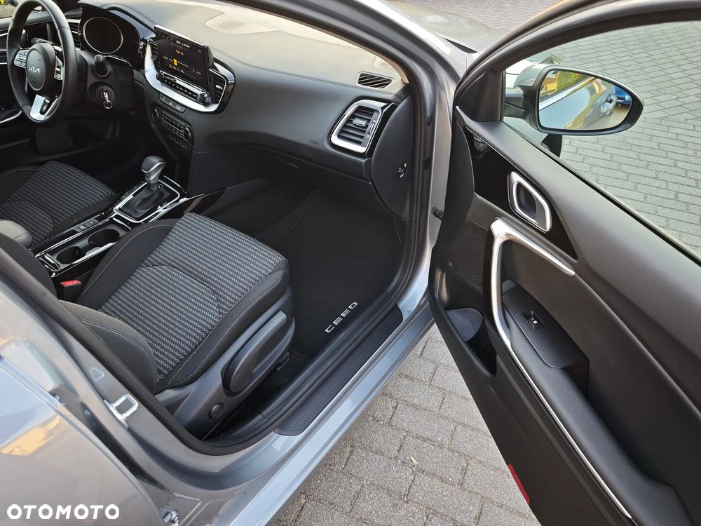 Kia Ceed 1.5 T-GDI Tribute DCT - 27