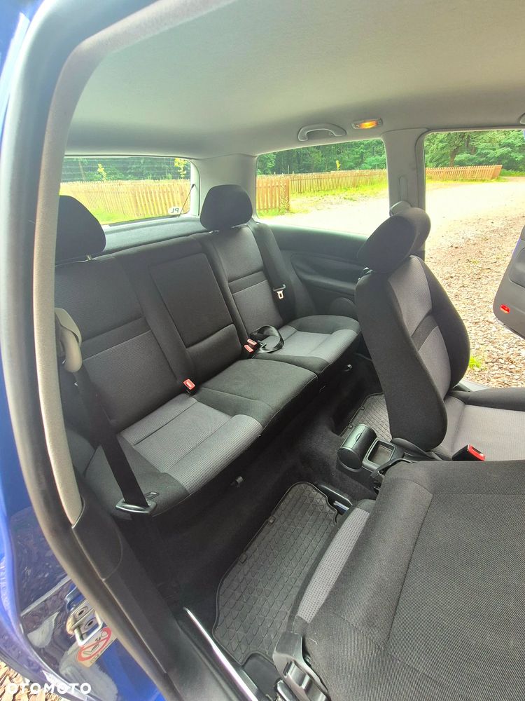Volkswagen Golf - 11