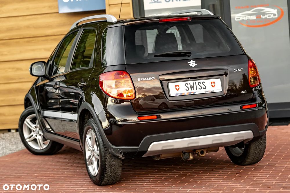 Suzuki SX4 Classic 1.6 VVT 4x4 Comfort - 9