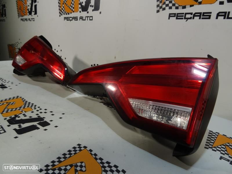Farolim Direito Audi A4 (8W2, 8Wc, B9)  Farolins Direitos Audi A4 B9 A - 8
