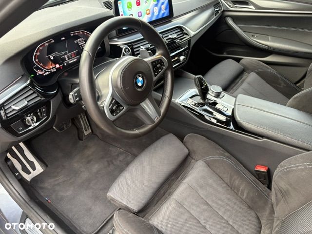 BMW Seria 5 - 34