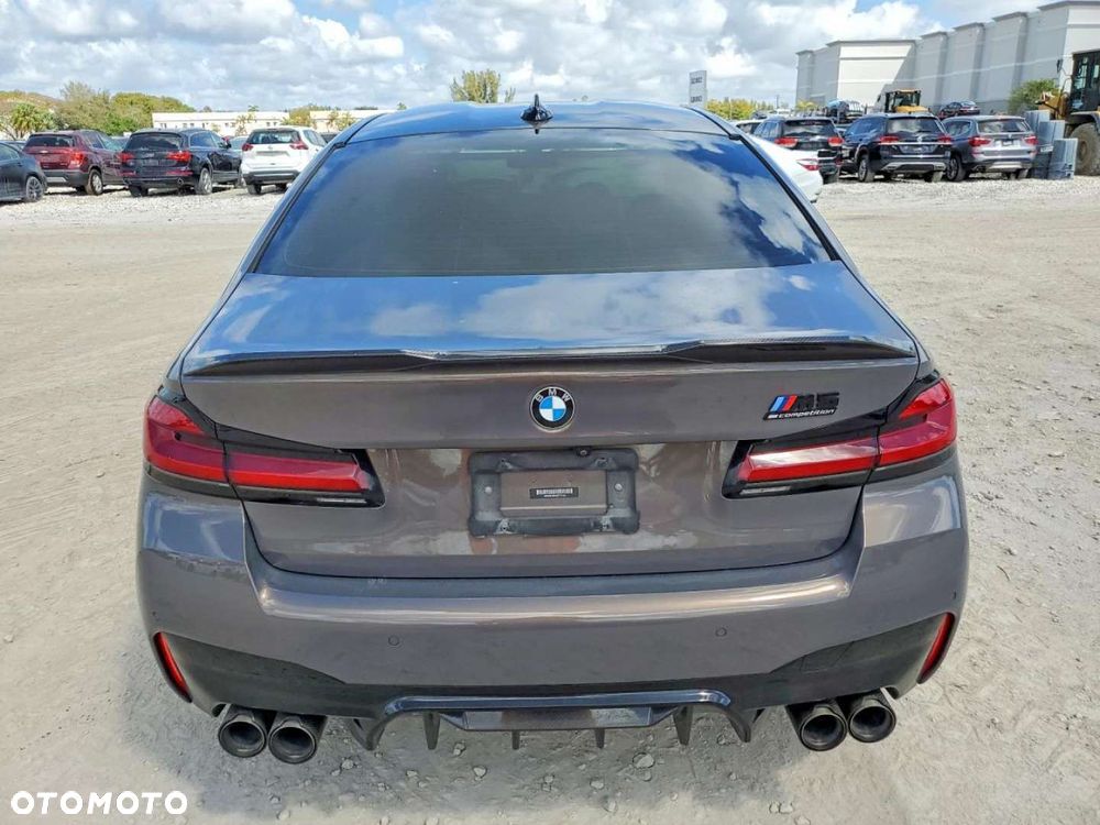 BMW M5 - 4