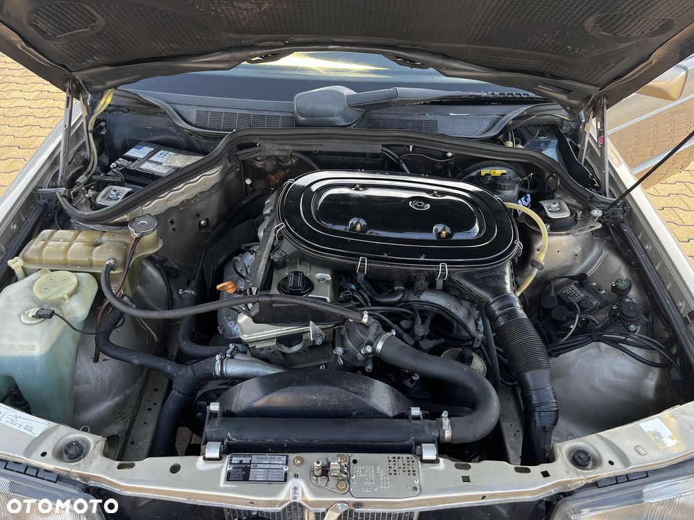 Mercedes-Benz W201 (190) - 2