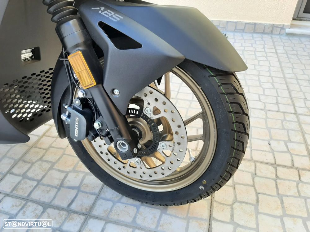 Zontes 125M ZT125T-D - 4