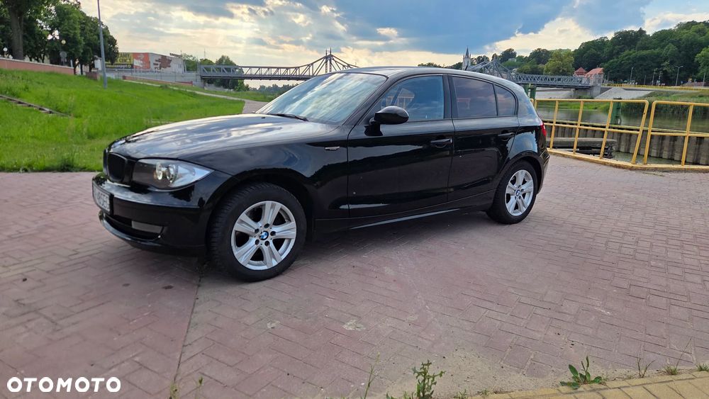 BMW Seria 1 118d - 4
