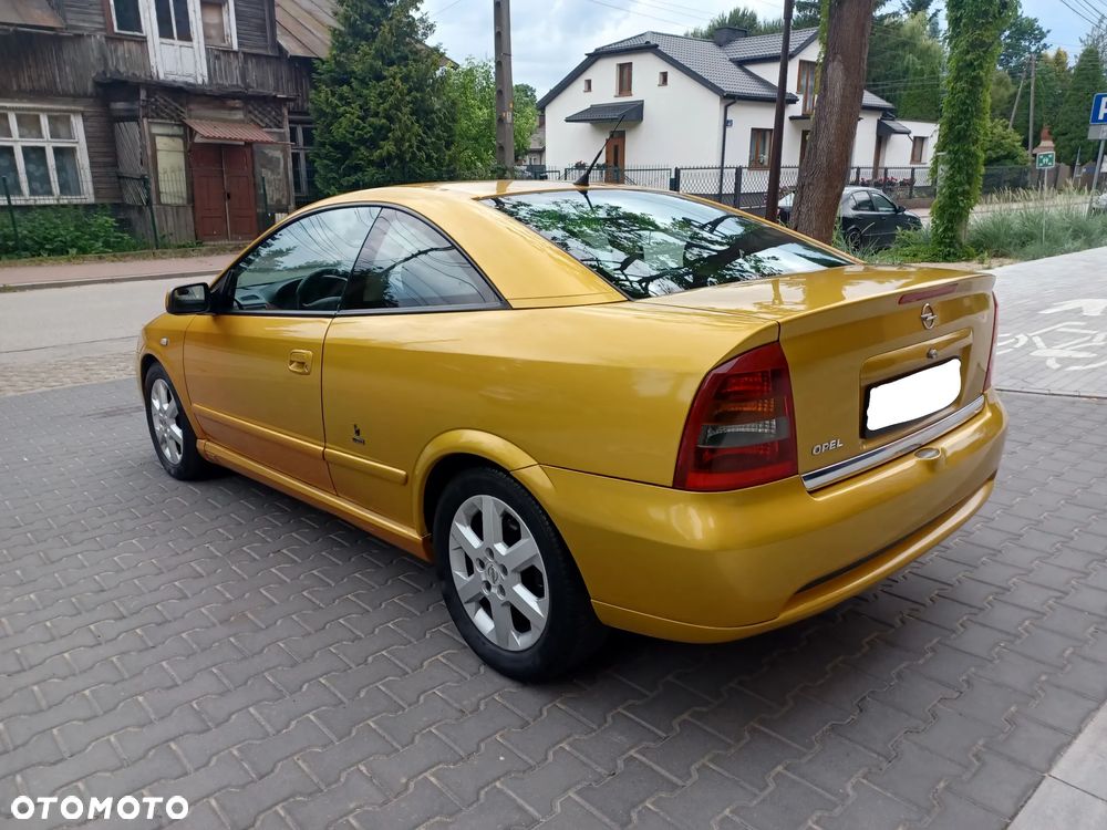 Opel Astra 2.2 Bertone - 15