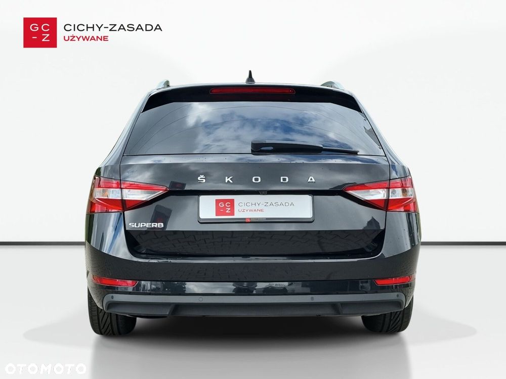 Skoda Superb 2022