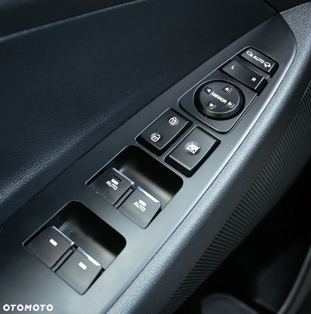 Hyundai Tucson blue 1.6 GDi 2WD Navi - 15