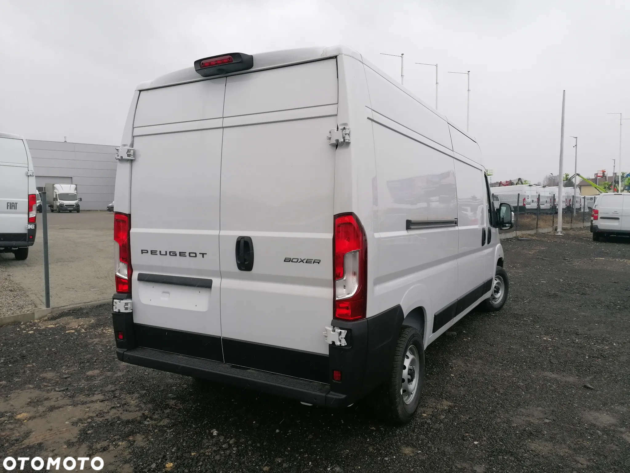 Peugeot Boxer Furgon L3H2 2.2 H3-POWER 140KM MT6 - 3