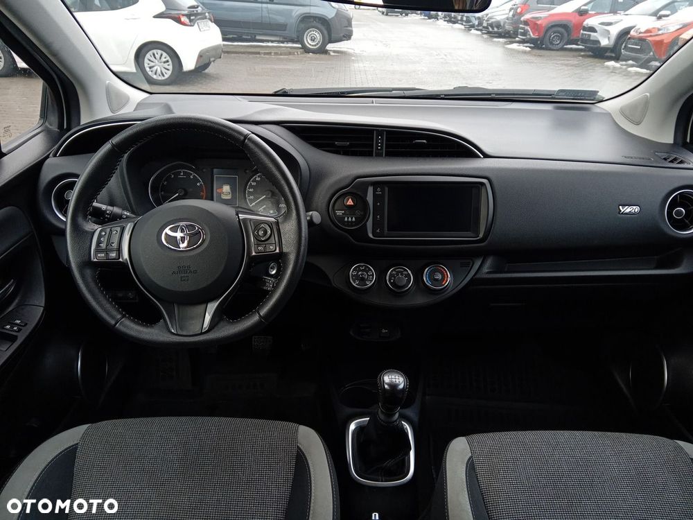 Toyota Yaris - 15