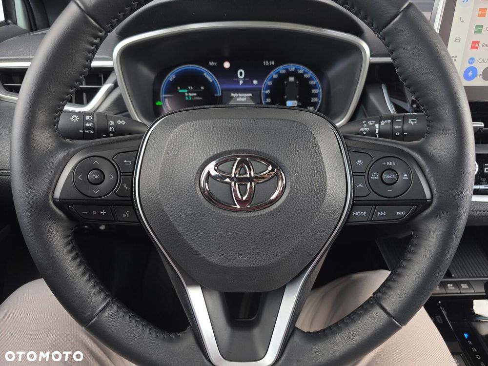 Toyota Corolla Cross - 11