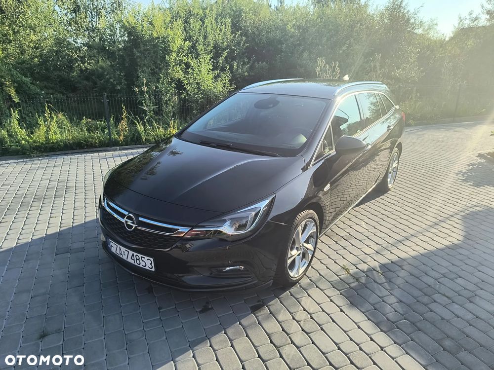 Opel Astra 1.6 CDTI Elite S&S - 11