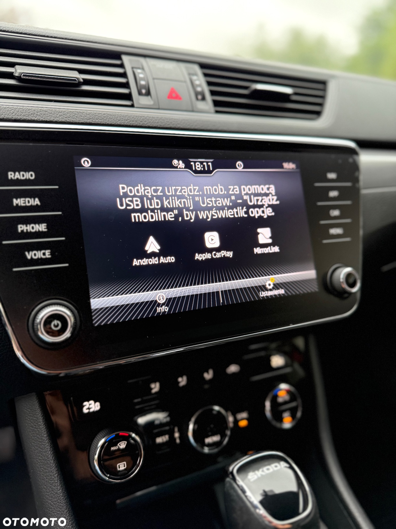 Skoda Superb 2.0 TDI SCR Ambition DSG - 31