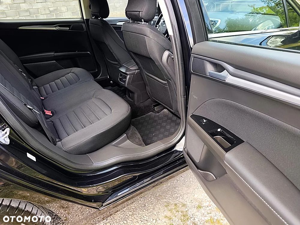 Ford Mondeo - 20