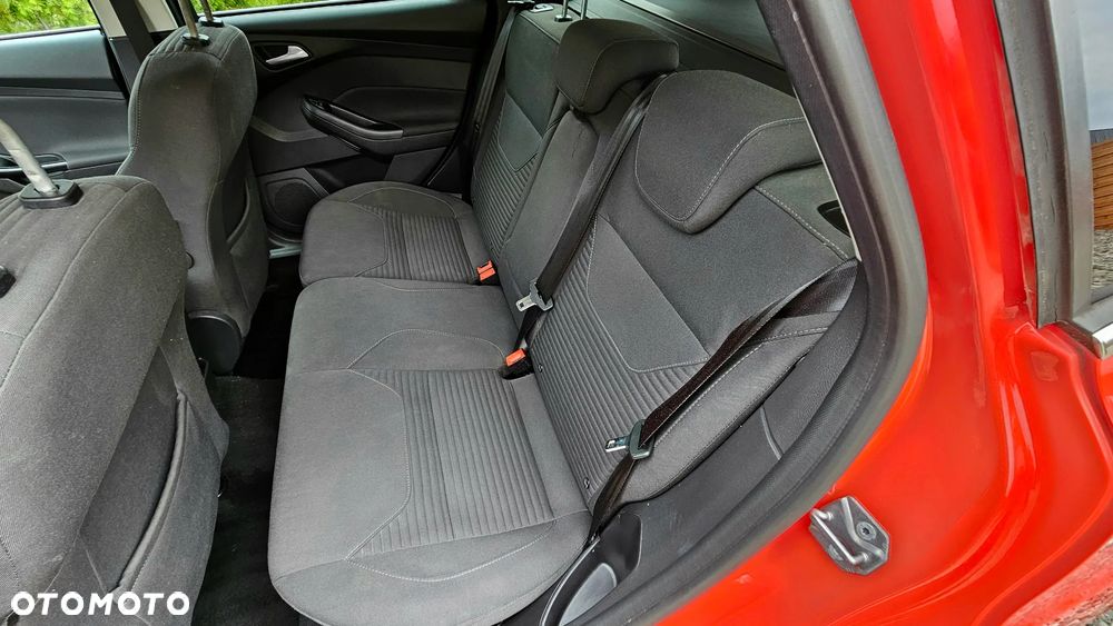 Ford Focus 1.5 EcoBlue Start-Stopp-System TITANIUM - 23