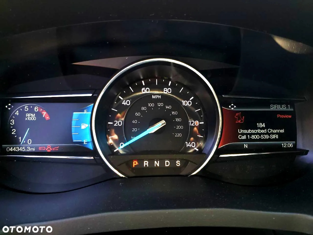 Ford Explorer EcoBoost Plug-in Hybrid ST-LINE - 10
