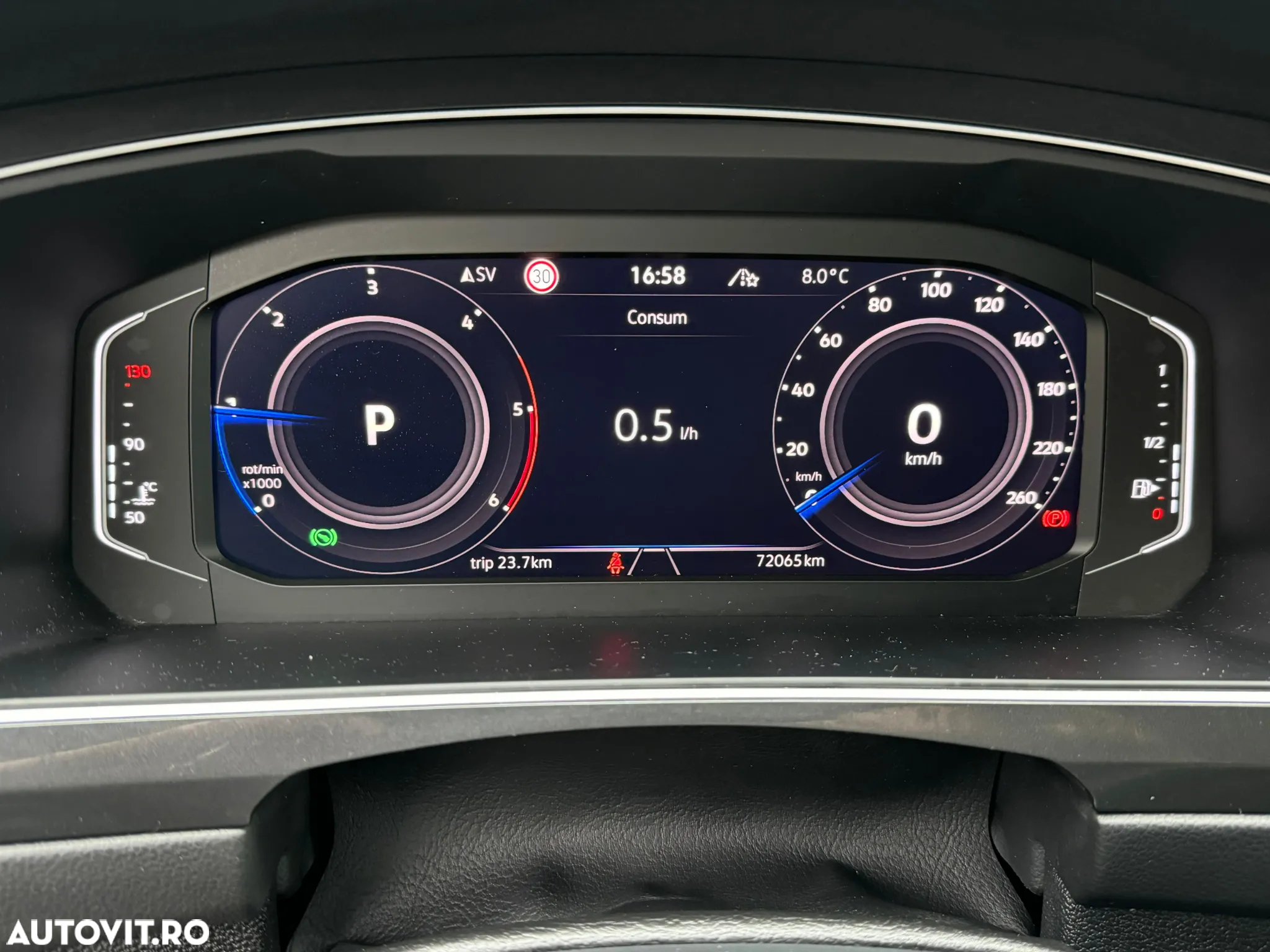 Volkswagen Tiguan 2.0 TDI SCR 4MOTION DSG Elegance - 11