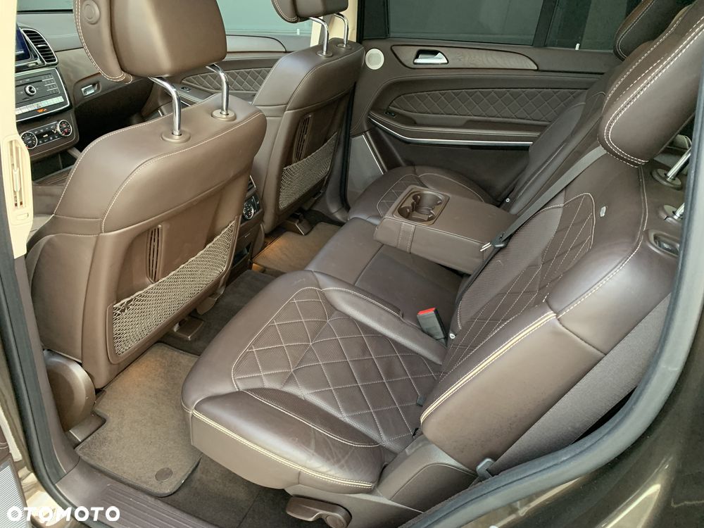 Mercedes-Benz GLS 500 4Matic 9G-TRONIC AMG Line - 11