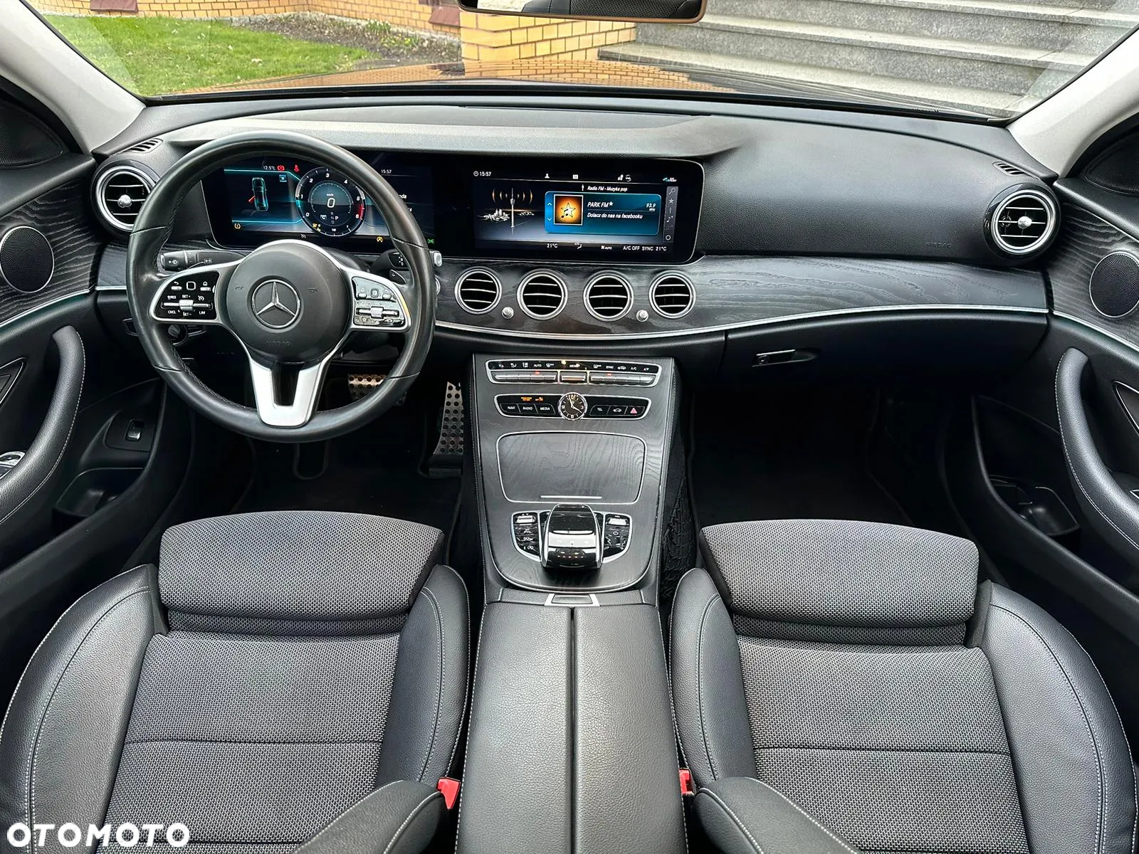 Mercedes-Benz Klasa E - 16
