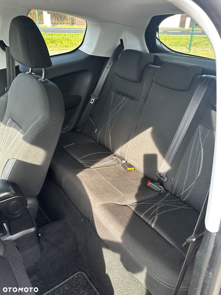 Peugeot 208 1.2 PureTech Active - 4