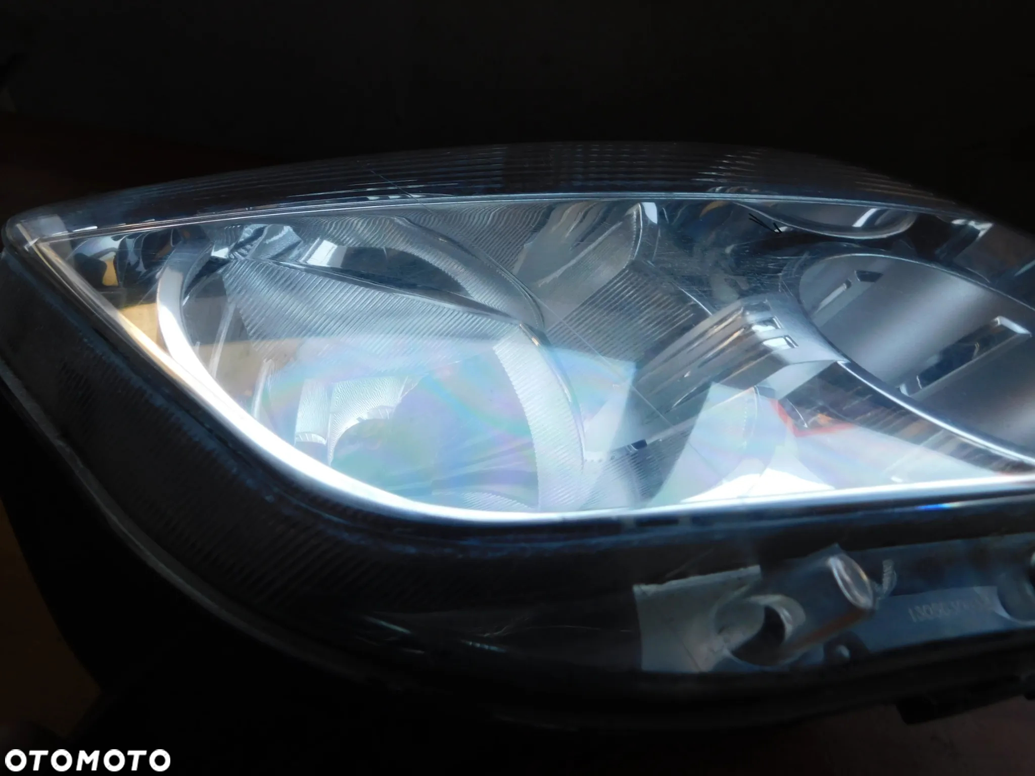 lampa prawa przód DACIA DUSTER I EUROPA - 4