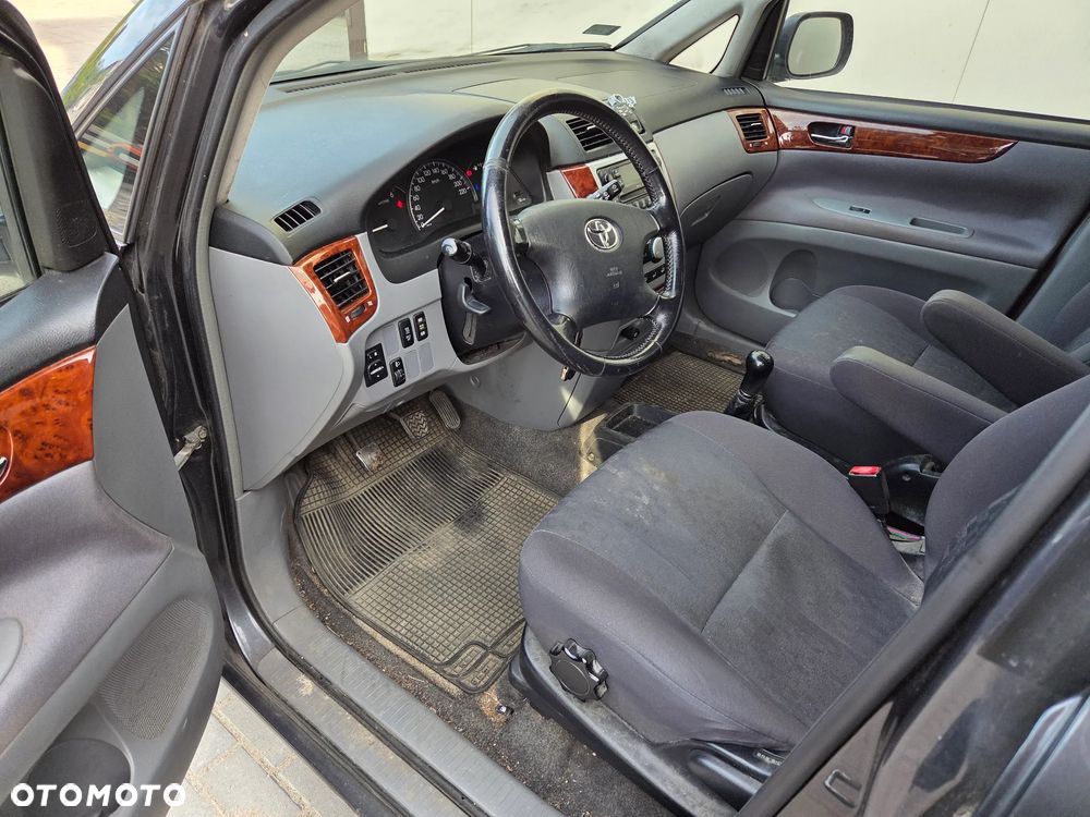Toyota Avensis 2.0 D-4D Luna - 6