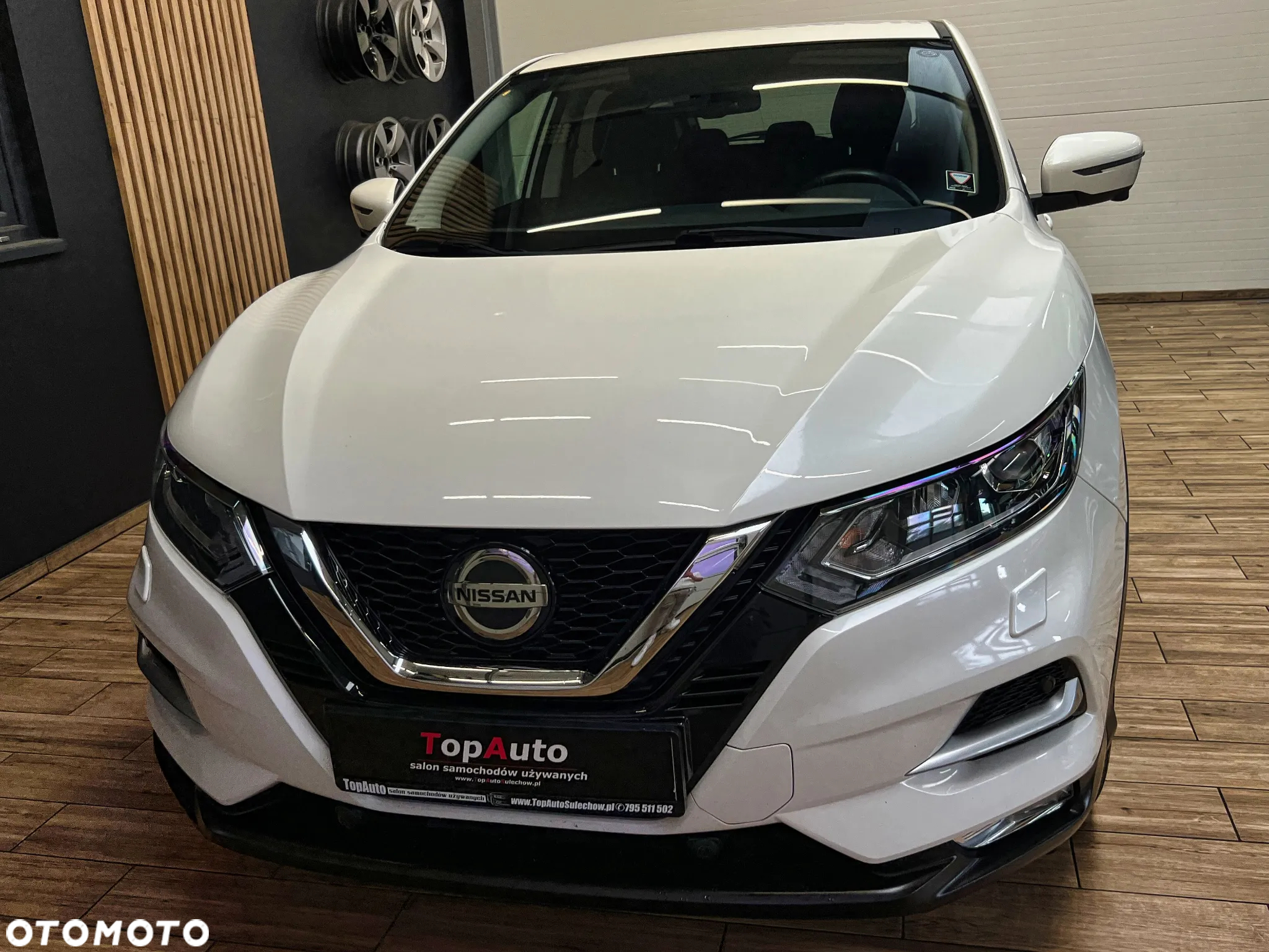 Nissan Qashqai 1.3 DIG-T N-Connecta - 18
