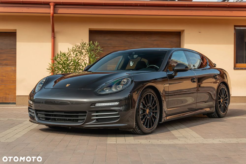 Porsche Panamera 4 Edition - 5