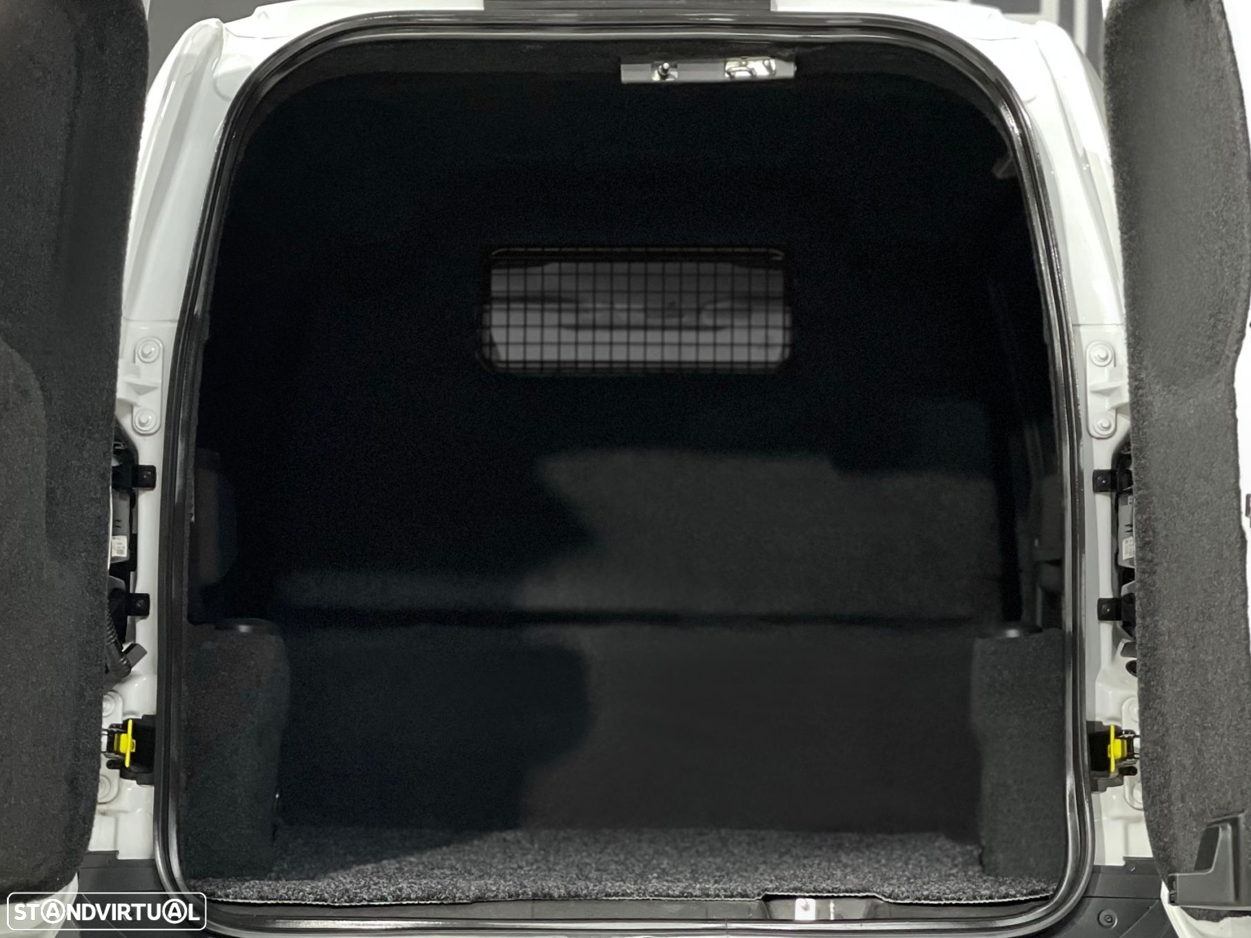 Ford Transit Courier 1.5 TDCi Trend - 11