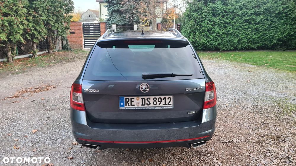 Skoda Octavia 2.0 TDI RS DSG - 22