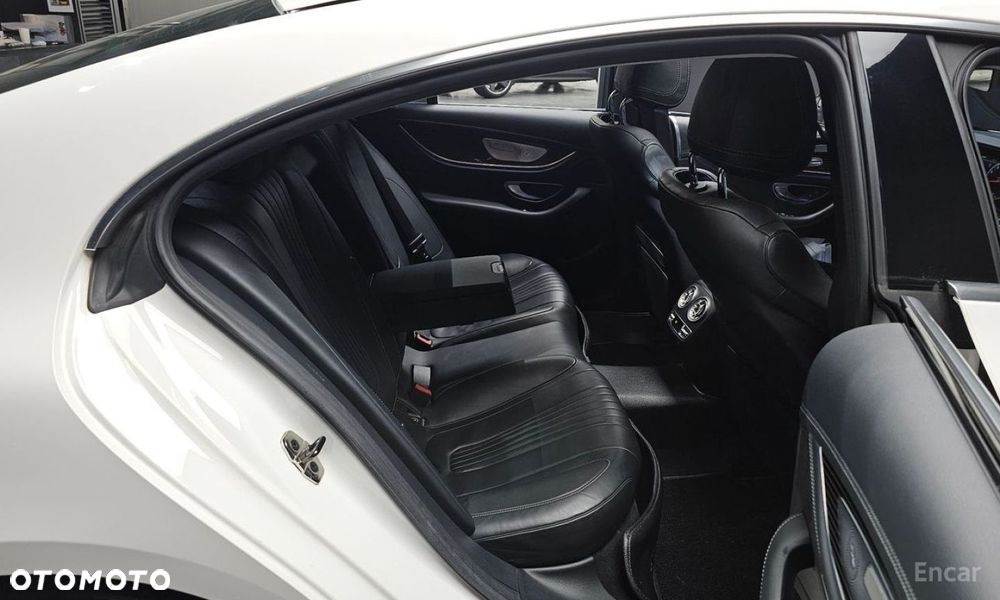 Mercedes-Benz CLS - 18
