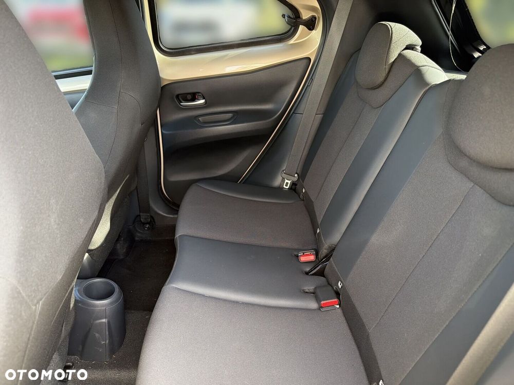 Toyota Aygo X - 14