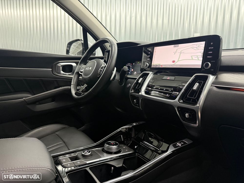 Kia Sorento 1.6 T-GDI HEV Concept - 27