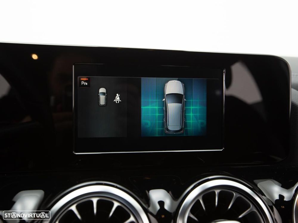 Mercedes-Benz B 250 e 8G-DCT Edition 2020 - 28