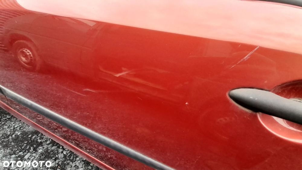 RENAULT LAGUNA II LIFT HB DRZWI LEWY TYŁ TYLNE LEWE KOMPLETNE TEB76 nr. 83/4 - 2