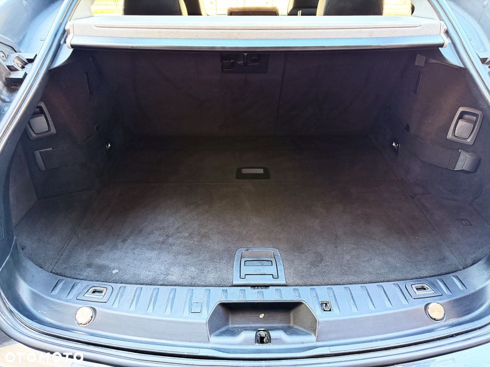 BMW 5GT 530d xDrive - 24