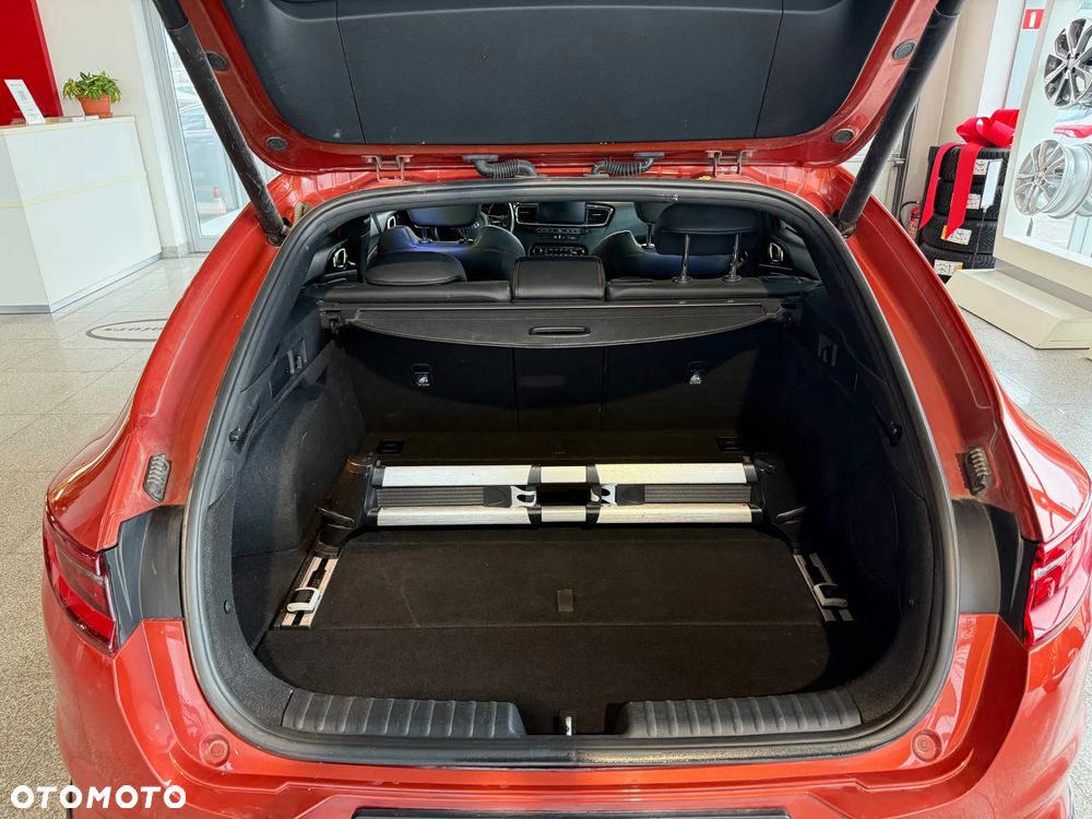 Kia ProCeed 1.6 T-GDI GT DCT - 6