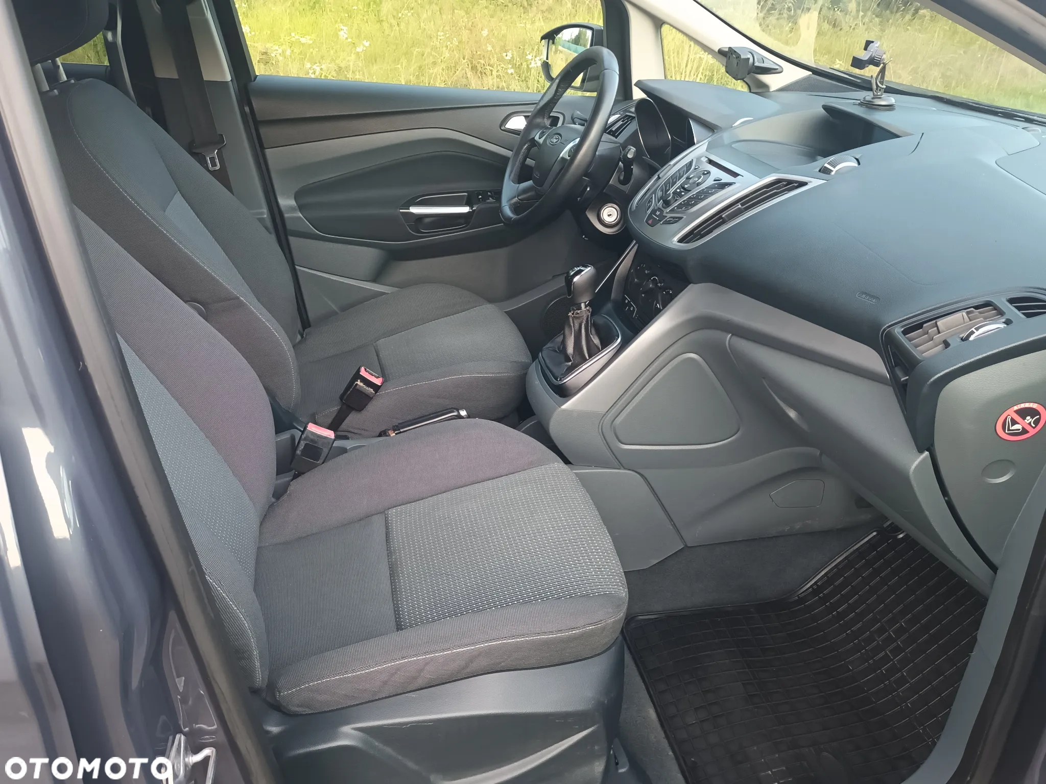Ford Grand C-MAX - 18