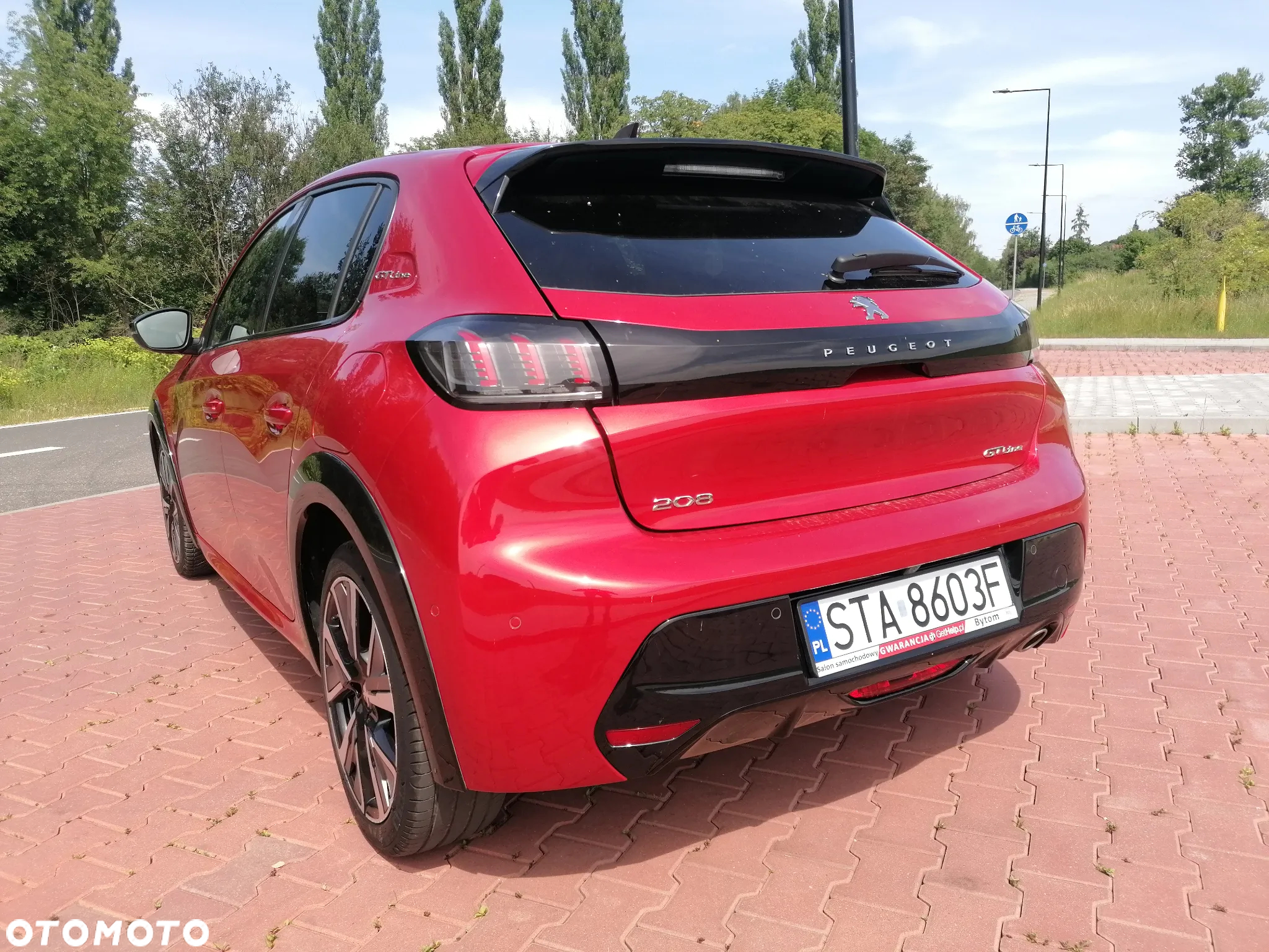Peugeot 208 PureTech 100 GT - 11