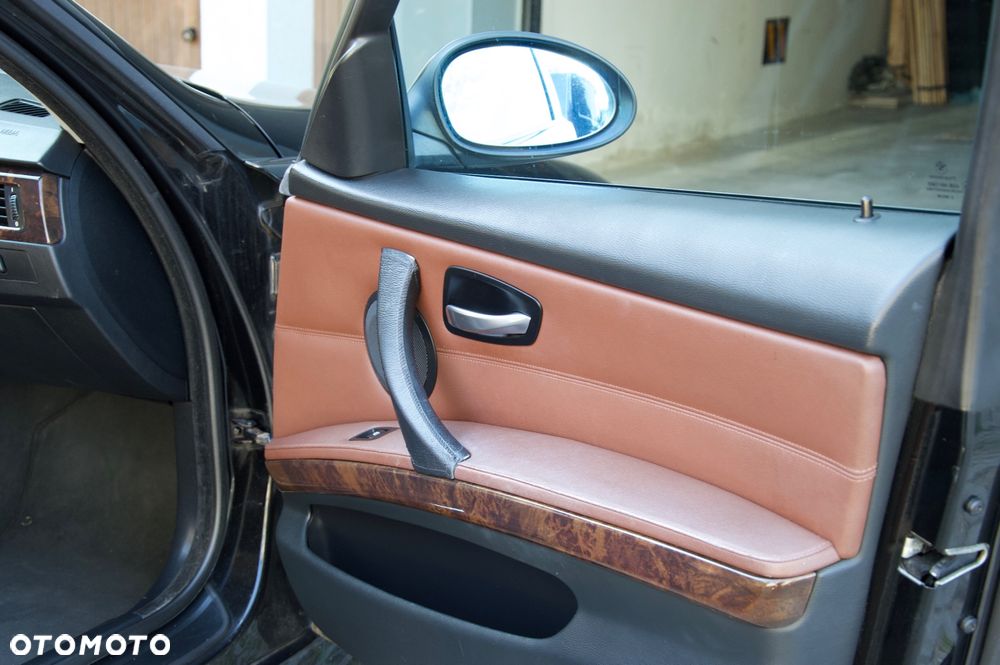 BMW Seria 3 - 24