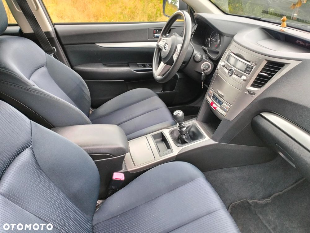 Subaru Legacy 2.0 D Sport - 34