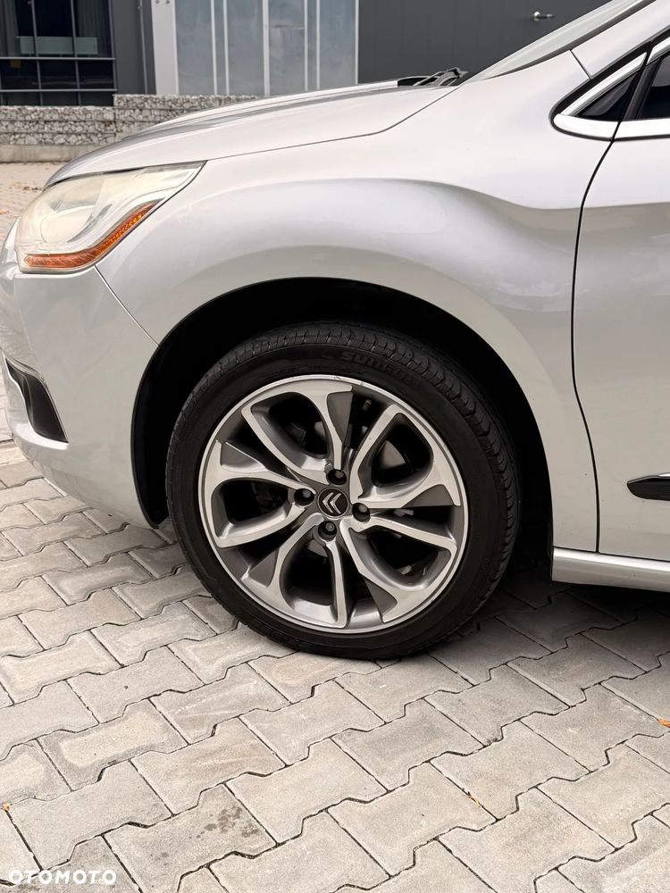 Citroen Ds4 2011 photo 5