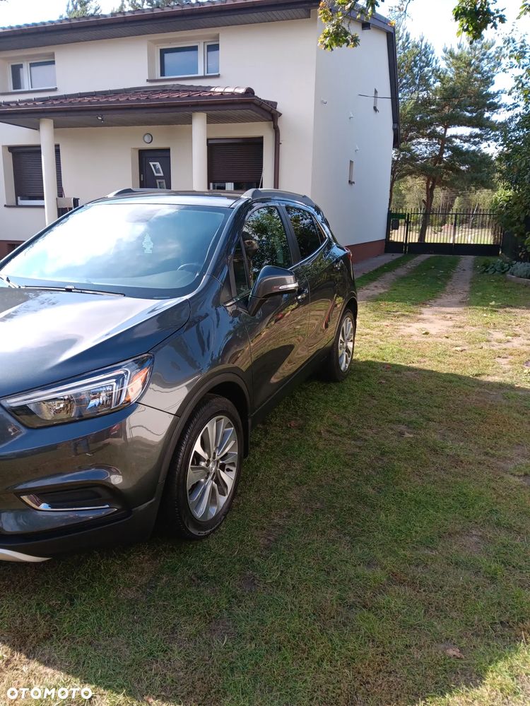 Buick Encore - 2